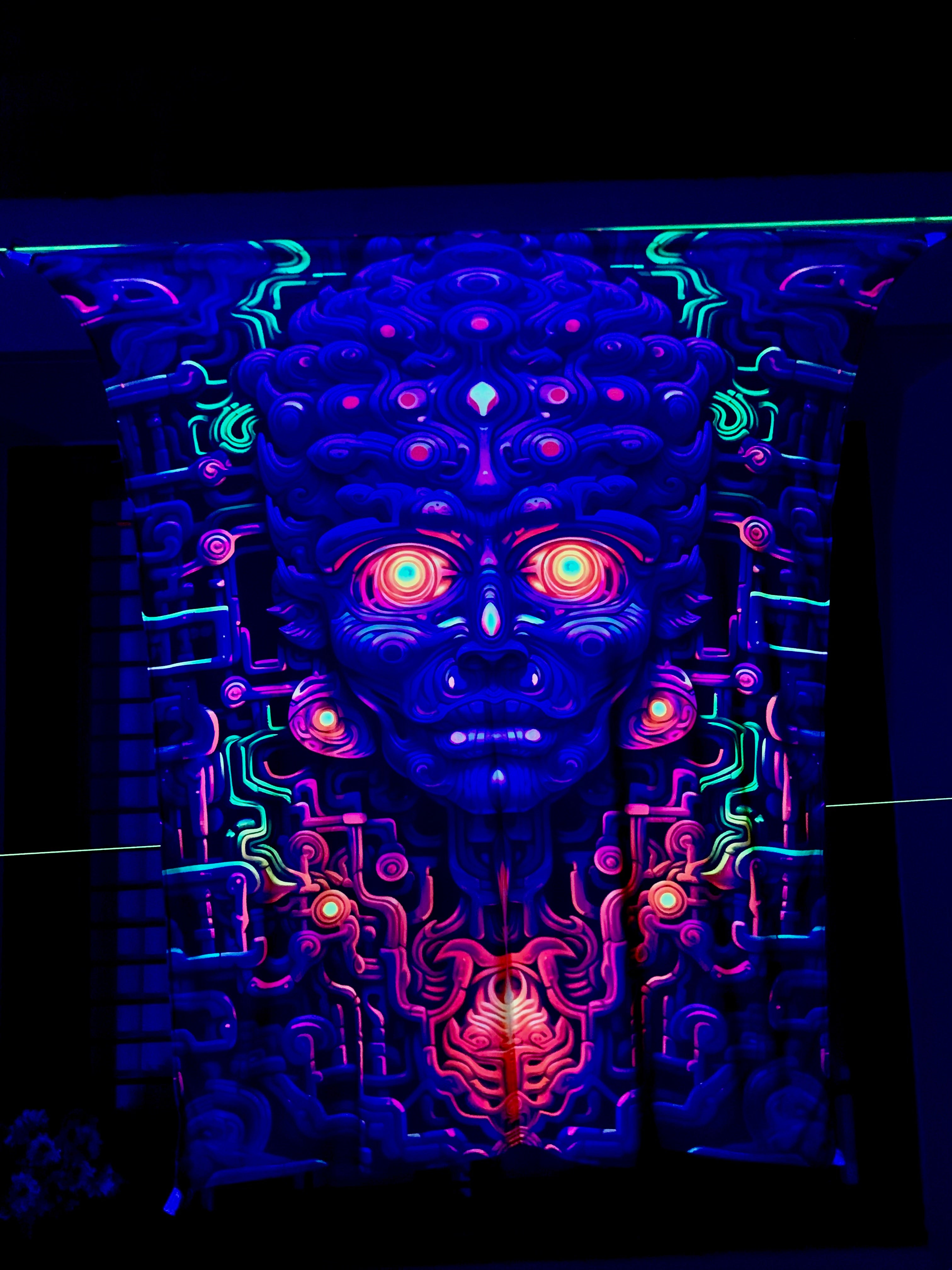 PSYDE EYE NEON CYBERDOG TAPESTRY – UV REACTIVE
